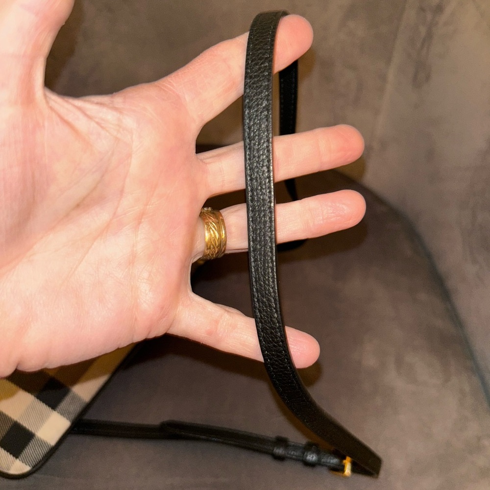 Burberry Beige Nova Check Crossbody with Black Strap and Gold Hardware - Picture 5 of 7